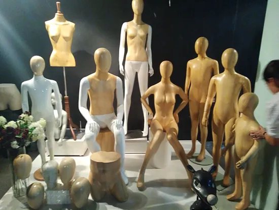 Put up Hands Sitting Fiberglass Boy Mannequin 